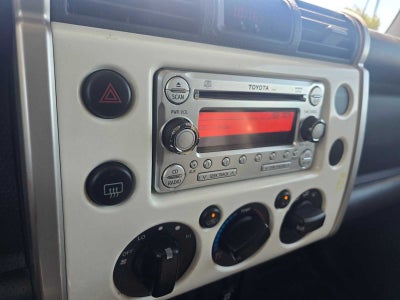 2014 Toyota FJ Cruiser 4WD 4dr Auto (Natl)