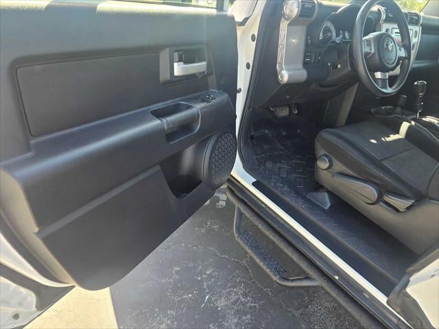 2014 Toyota FJ Cruiser 4WD 4dr Auto (Natl)