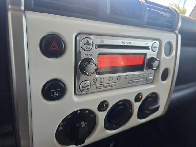 2014 Toyota FJ Cruiser 4WD 4dr Auto (Natl)