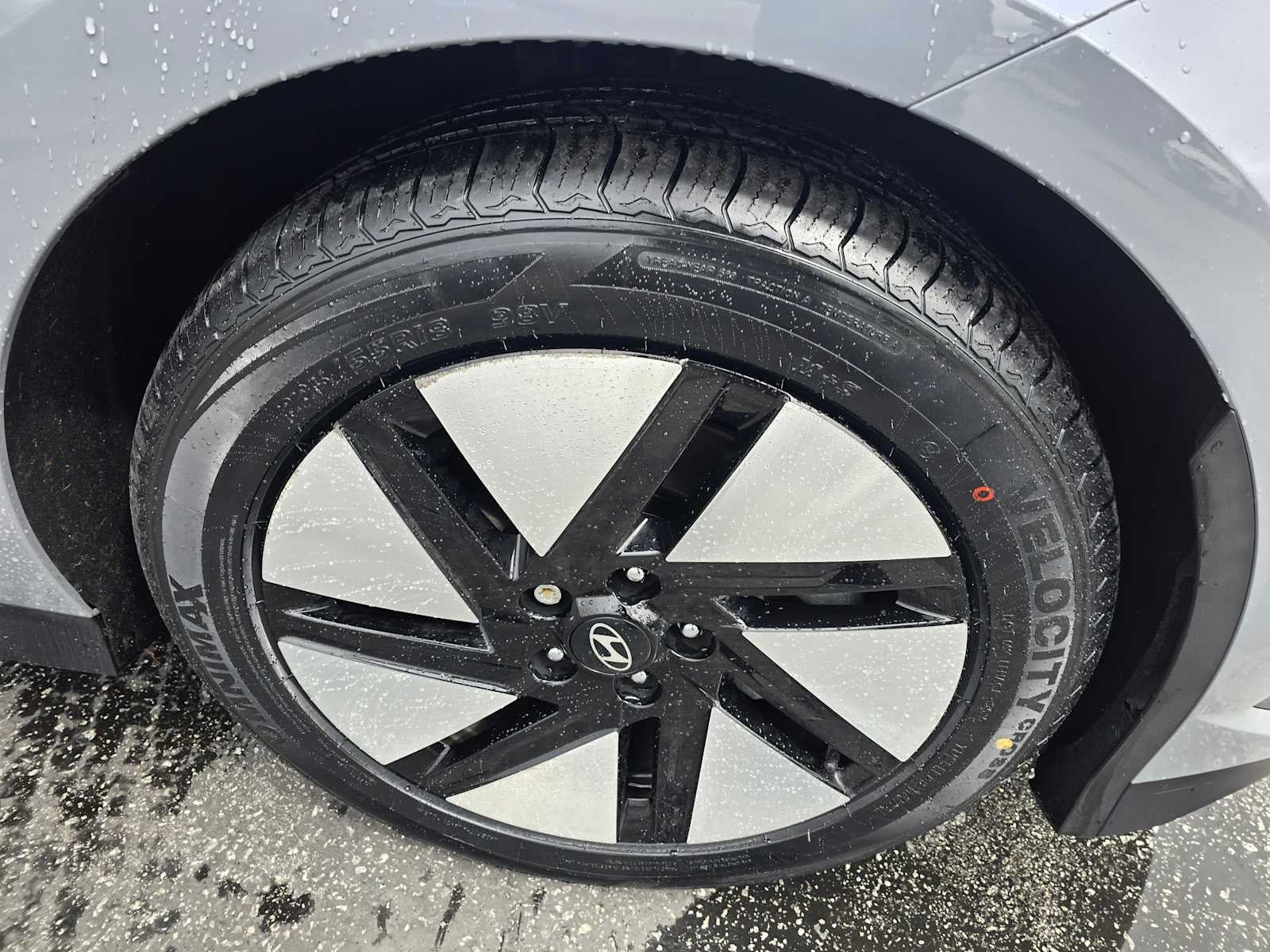 2024 Hyundai IONIQ 6 SE
