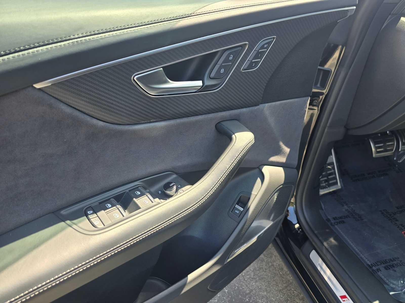 2024 Audi RS Q8 4.0 TFSI quattro