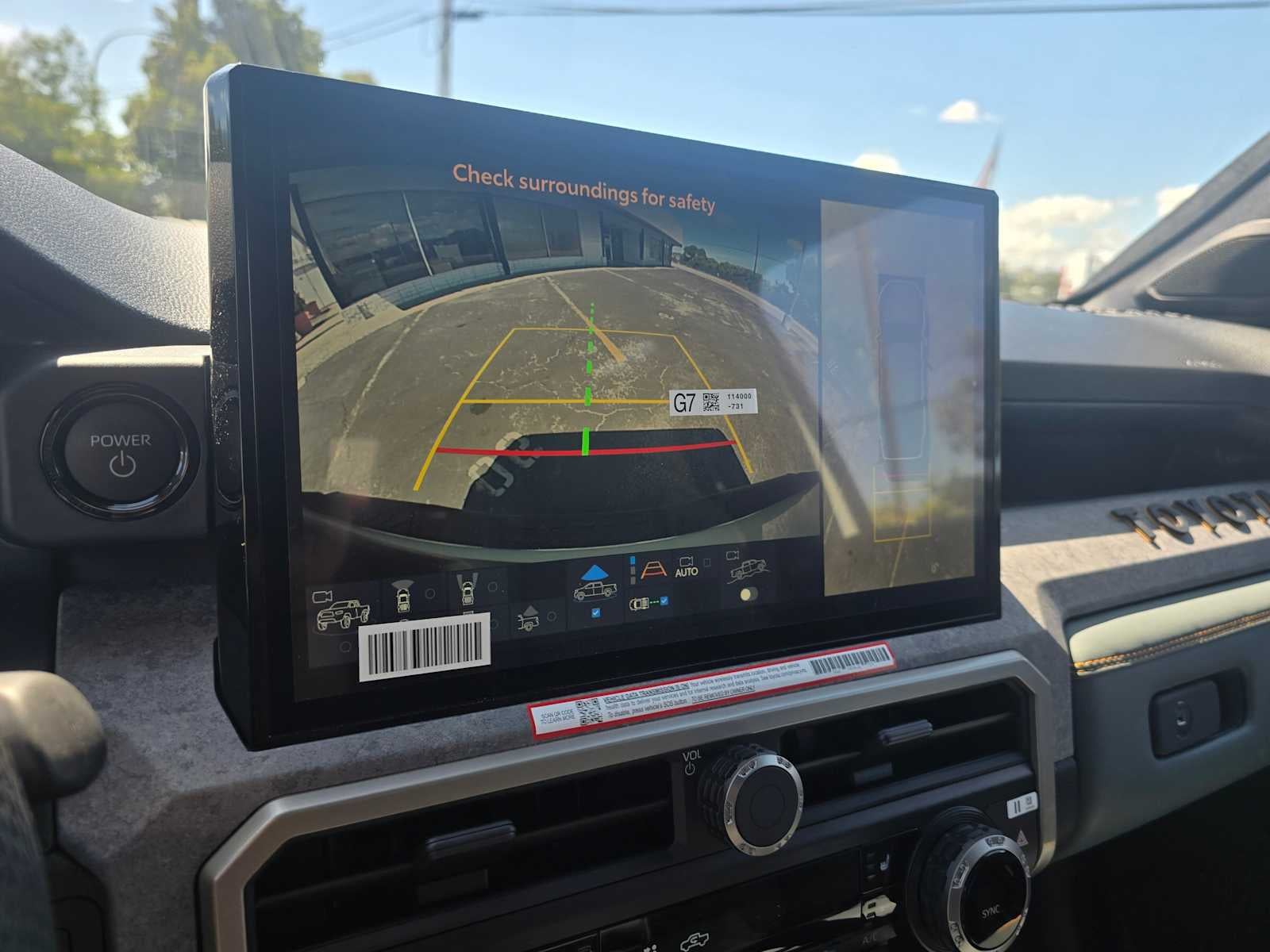 2026 Toyota Tacoma i-FORCE MAX Tacoma Trailhunter