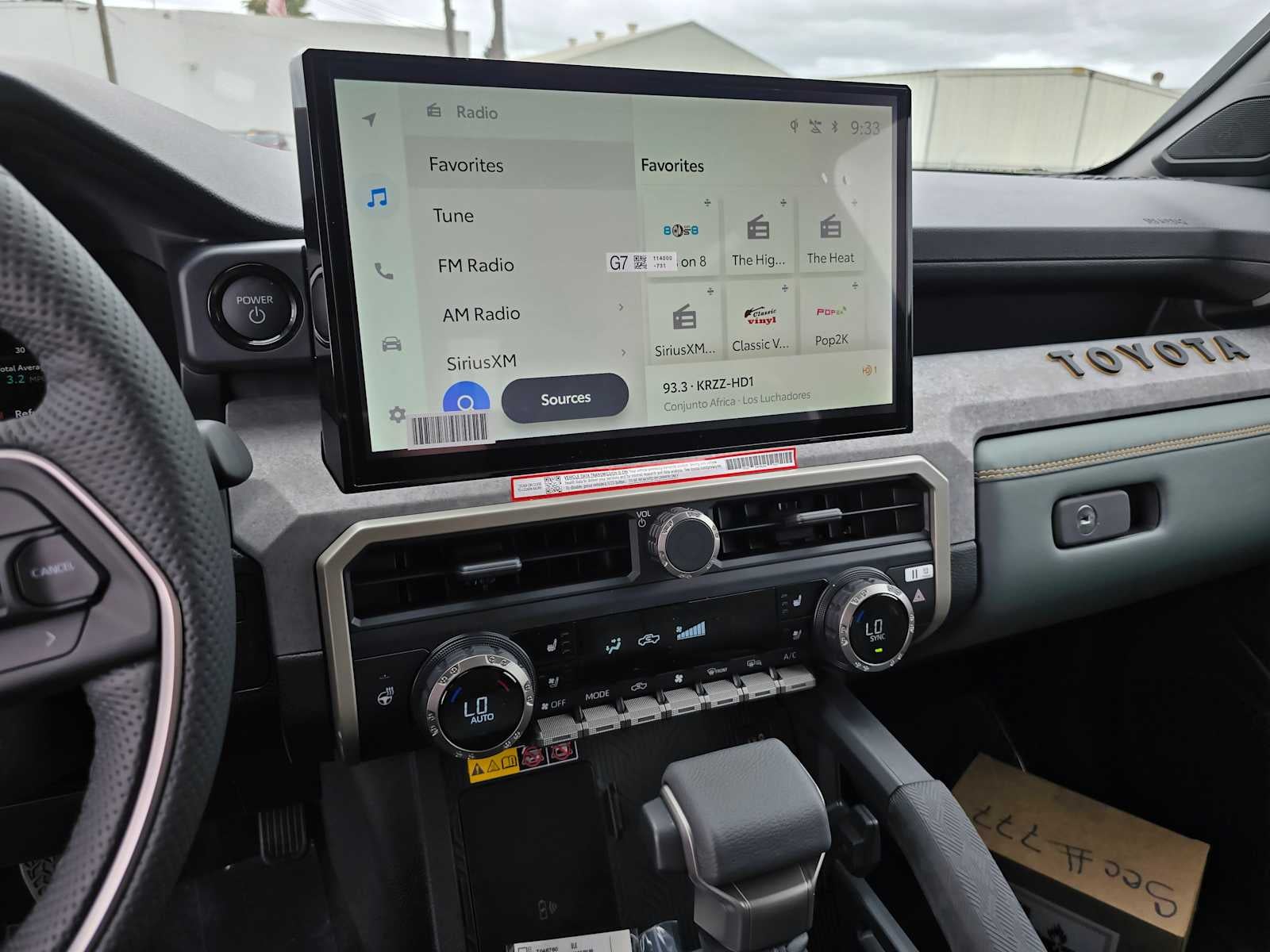 2025 Toyota Tacoma i-FORCE MAX Tacoma Trailhunter