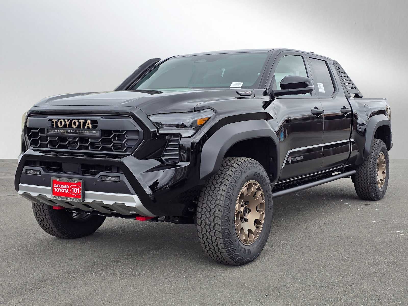 2025 Toyota Tacoma i-FORCE MAX Tacoma Trailhunter