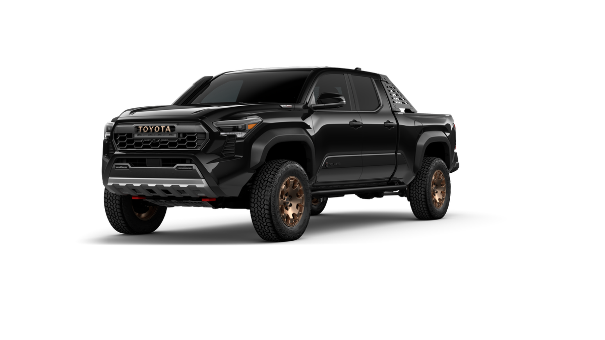 2025 Toyota Tacoma i-FORCE MAX Tacoma Trailhunter