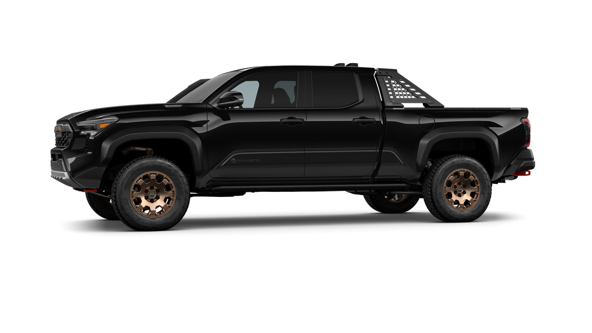 2025 Toyota Tacoma i-FORCE MAX Tacoma Trailhunter