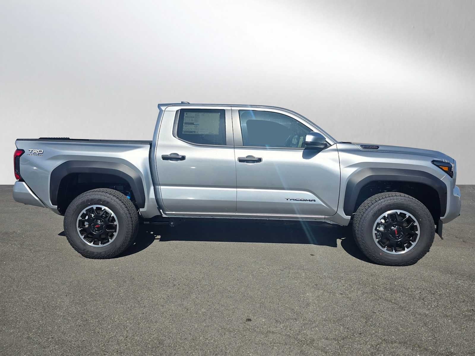 2025 Toyota Tacoma i-FORCE MAX Tacoma TRD Off-Road