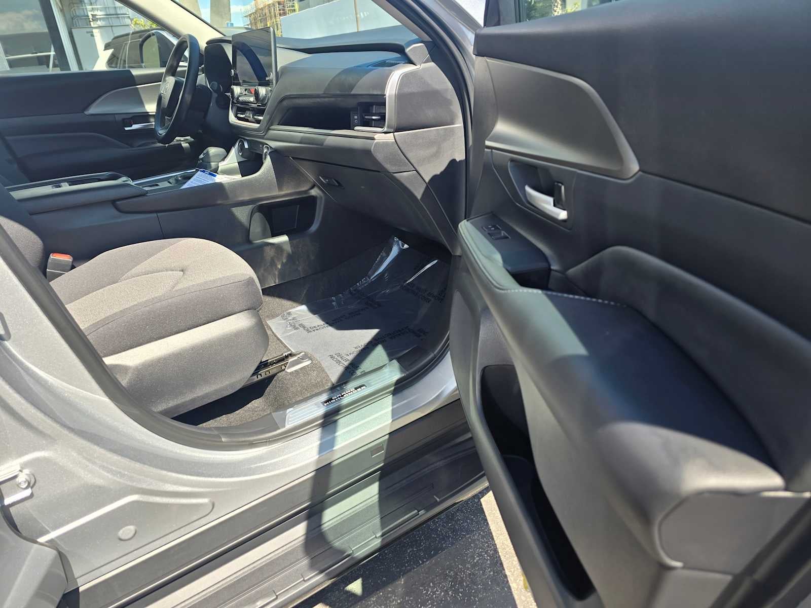 2026 Toyota Grand Highlander Hybrid LE