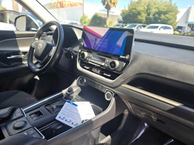 2026 Toyota Grand Highlander Hybrid LE