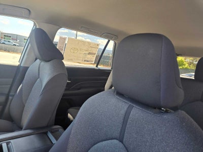 2026 Toyota Grand Highlander Hybrid LE