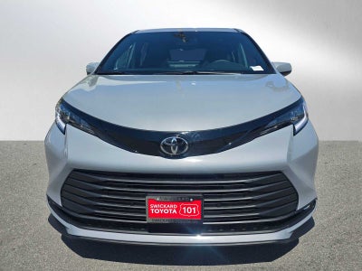 2026 Toyota Sienna Woodland Edition