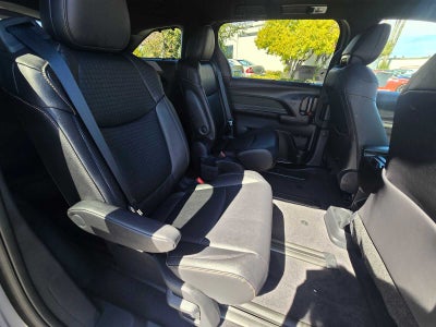2026 Toyota Sienna Woodland Edition