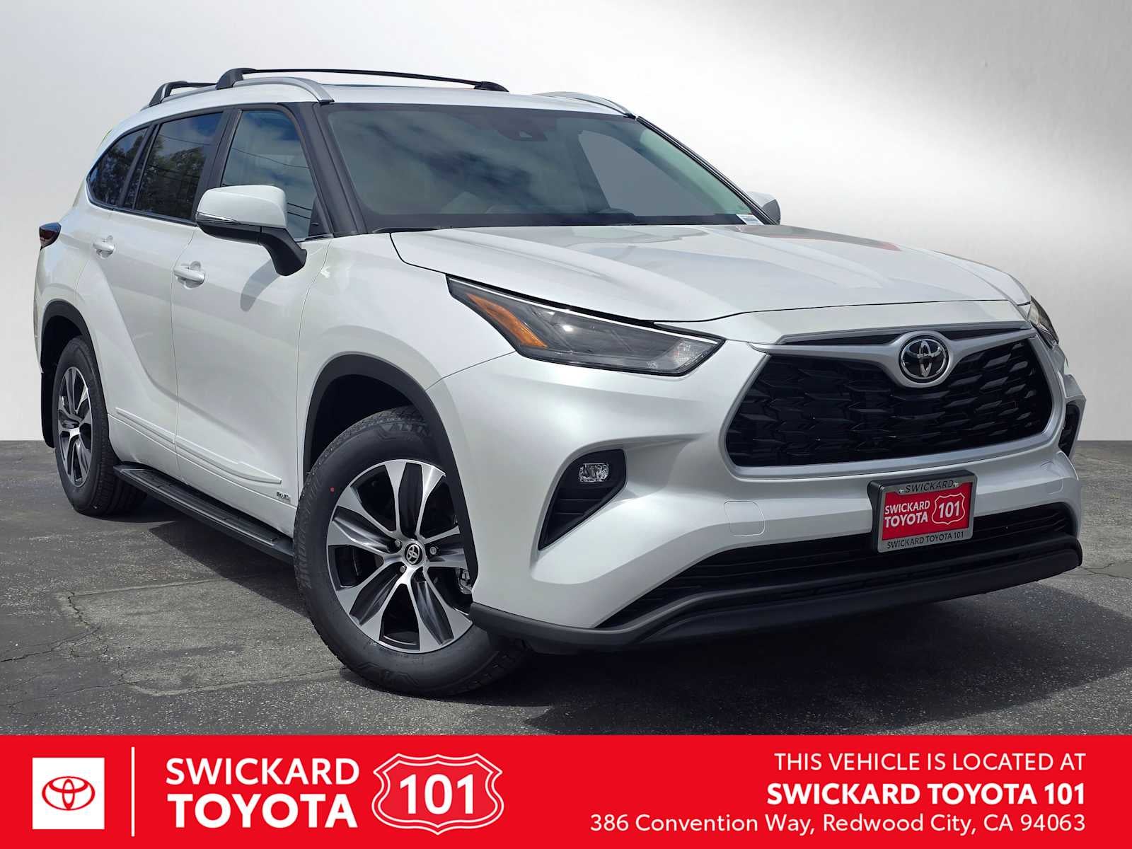 2026 Toyota Highlander Hybrid XLE