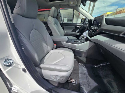 2026 Toyota Highlander Hybrid XLE