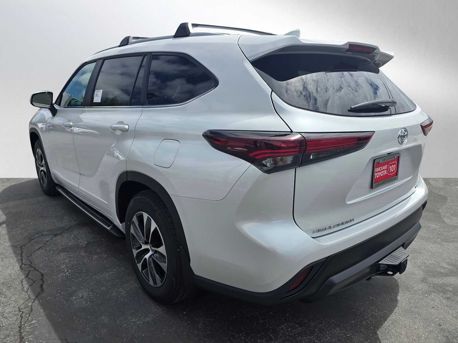2026 Toyota Highlander Hybrid XLE
