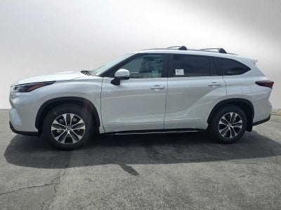 2026 Toyota Highlander Hybrid XLE