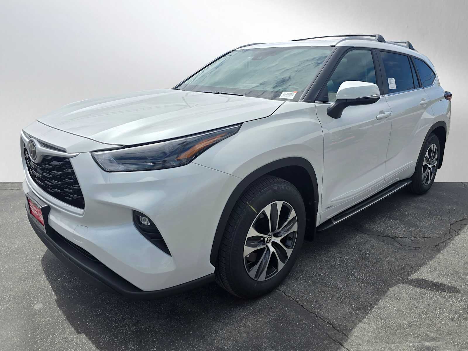 2026 Toyota Highlander Hybrid XLE