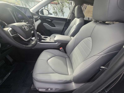 2026 Toyota Highlander Hybrid XLE