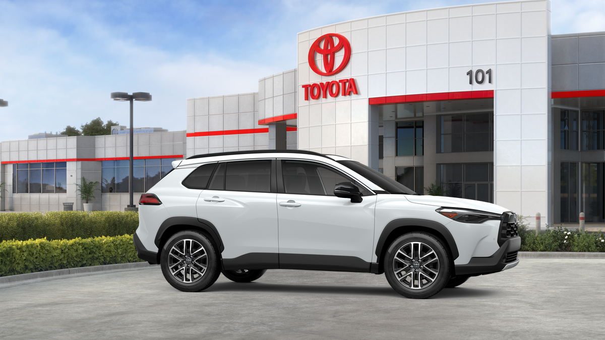 2026 Toyota Corolla Cross XLE