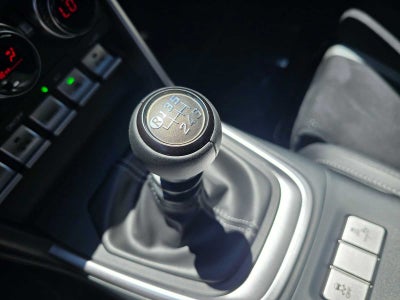 2026 Toyota GR86 Premium MT
