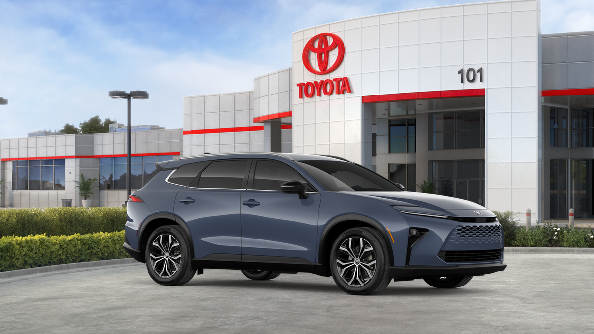 2026 Toyota Toyota Crown Signia XLE