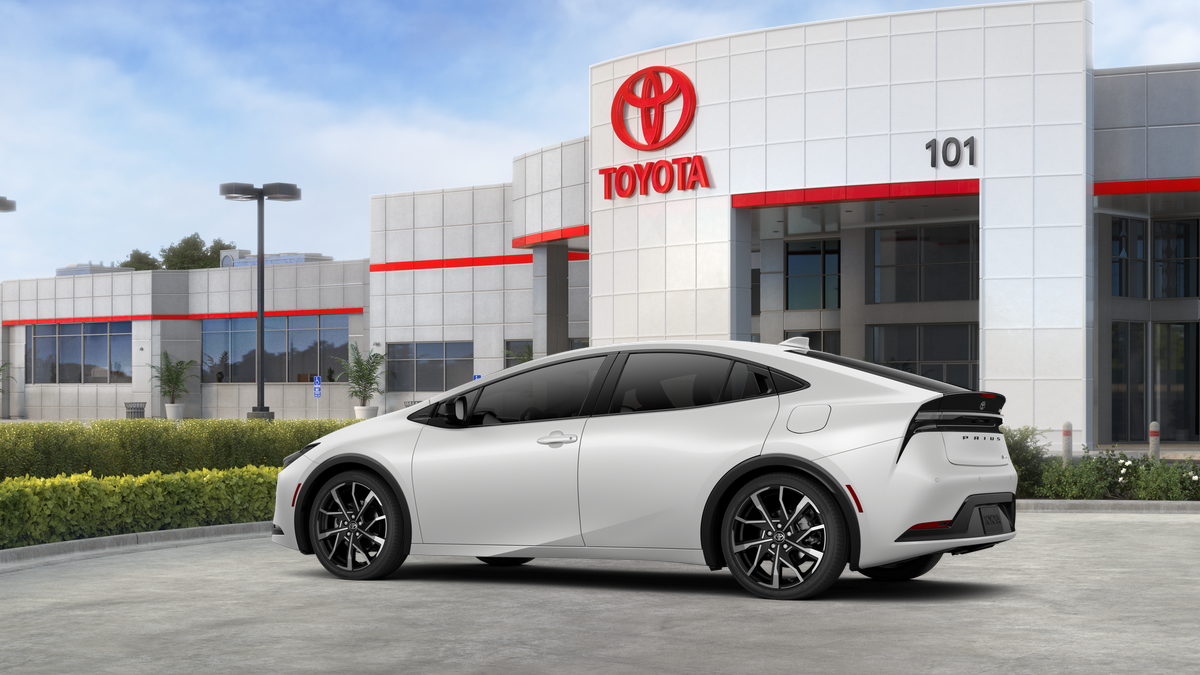 2026 Toyota Prius Plug-in Hybrid XSE