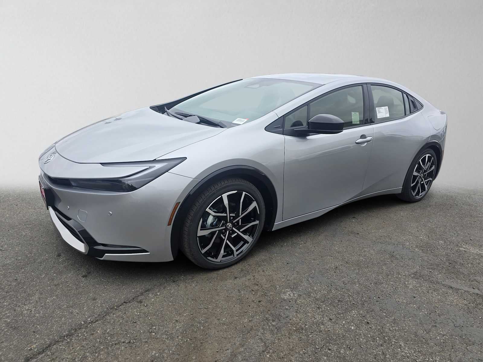 2027 Toyota Prius Plug-in Hybrid XSE