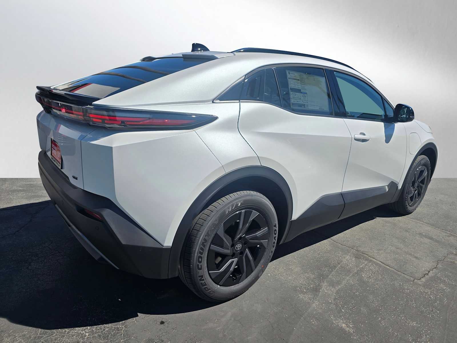 2026 Toyota C-HR SE