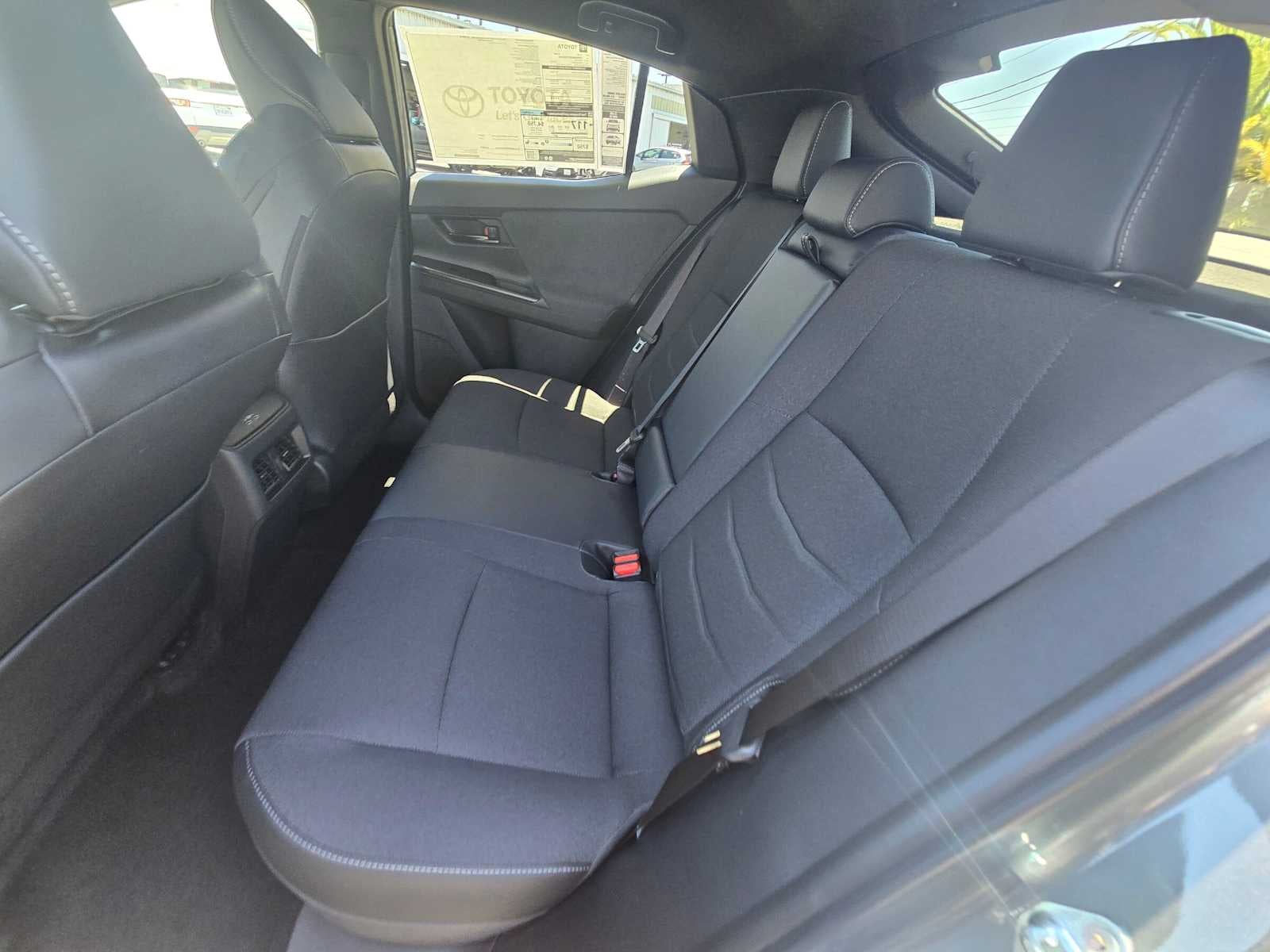2026 Toyota C-HR SE