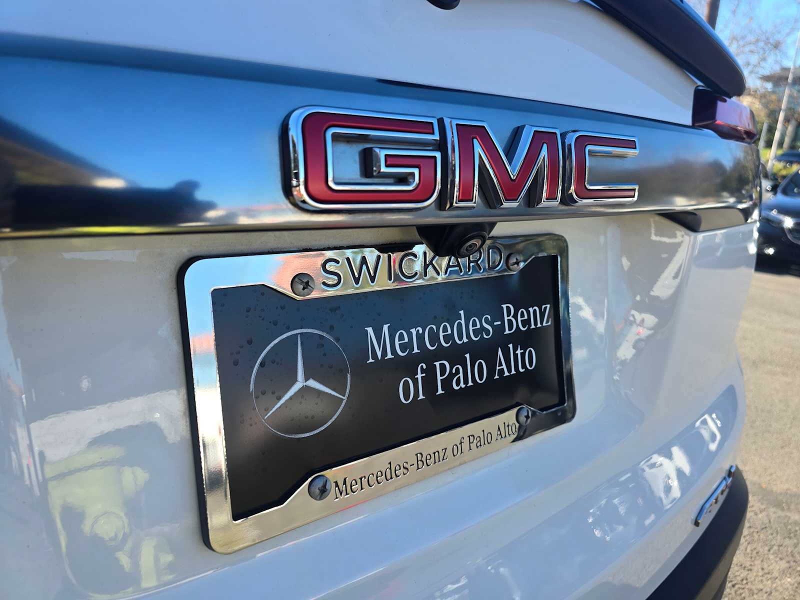 2023 GMC Acadia AT4