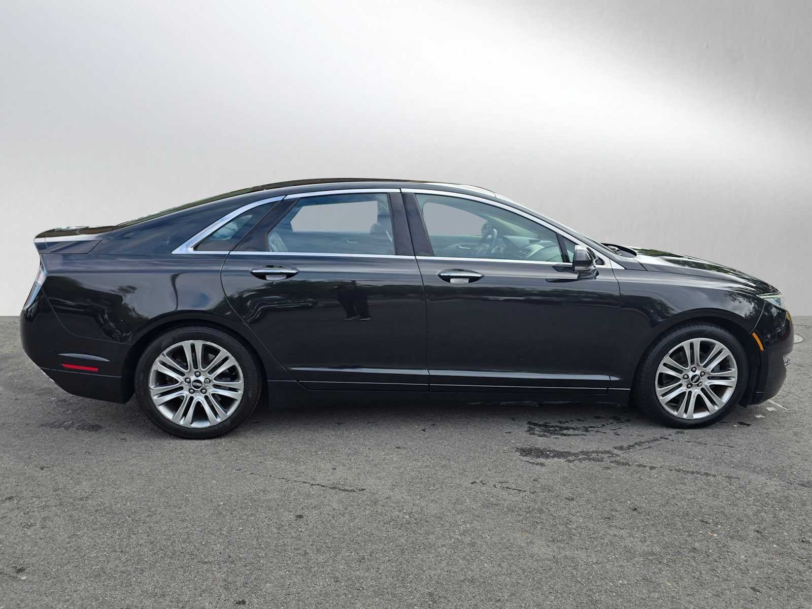 2013 Lincoln MKZ 4dr Sdn FWD