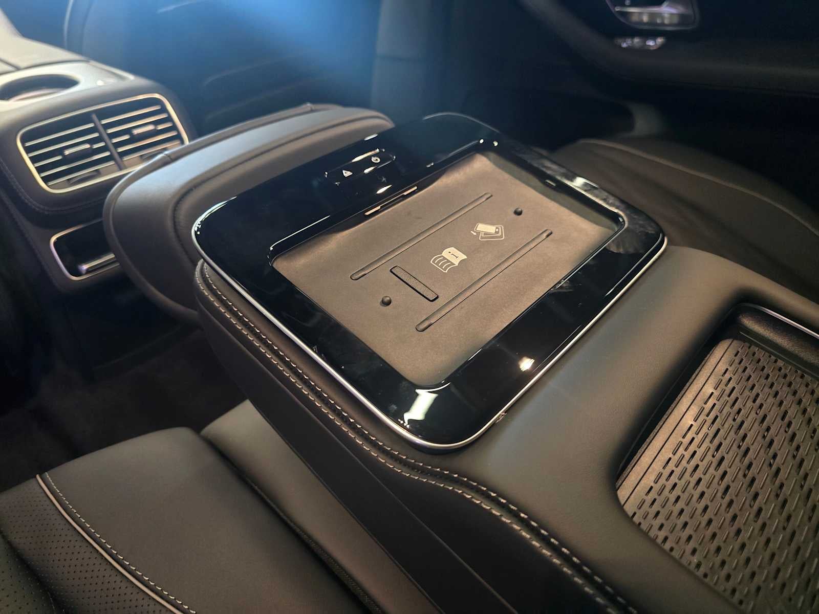 2026 Mercedes-Benz Maybach GLS 600 4MATIC® SUV