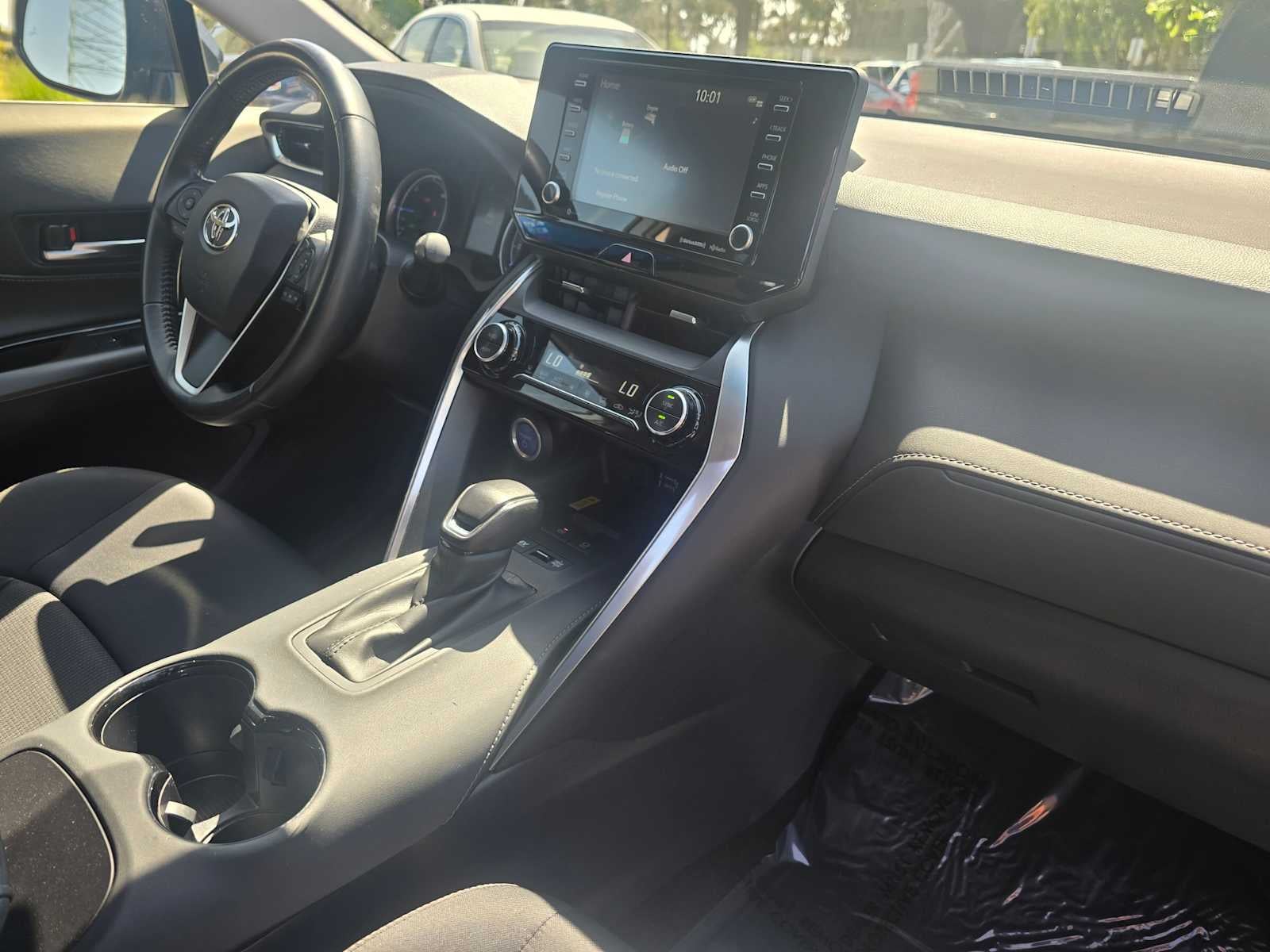 2022 Toyota Venza LE
