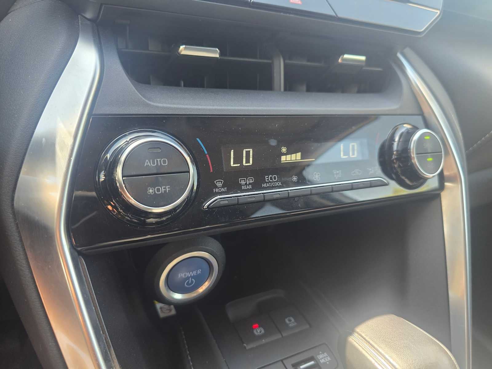 2022 Toyota Venza LE