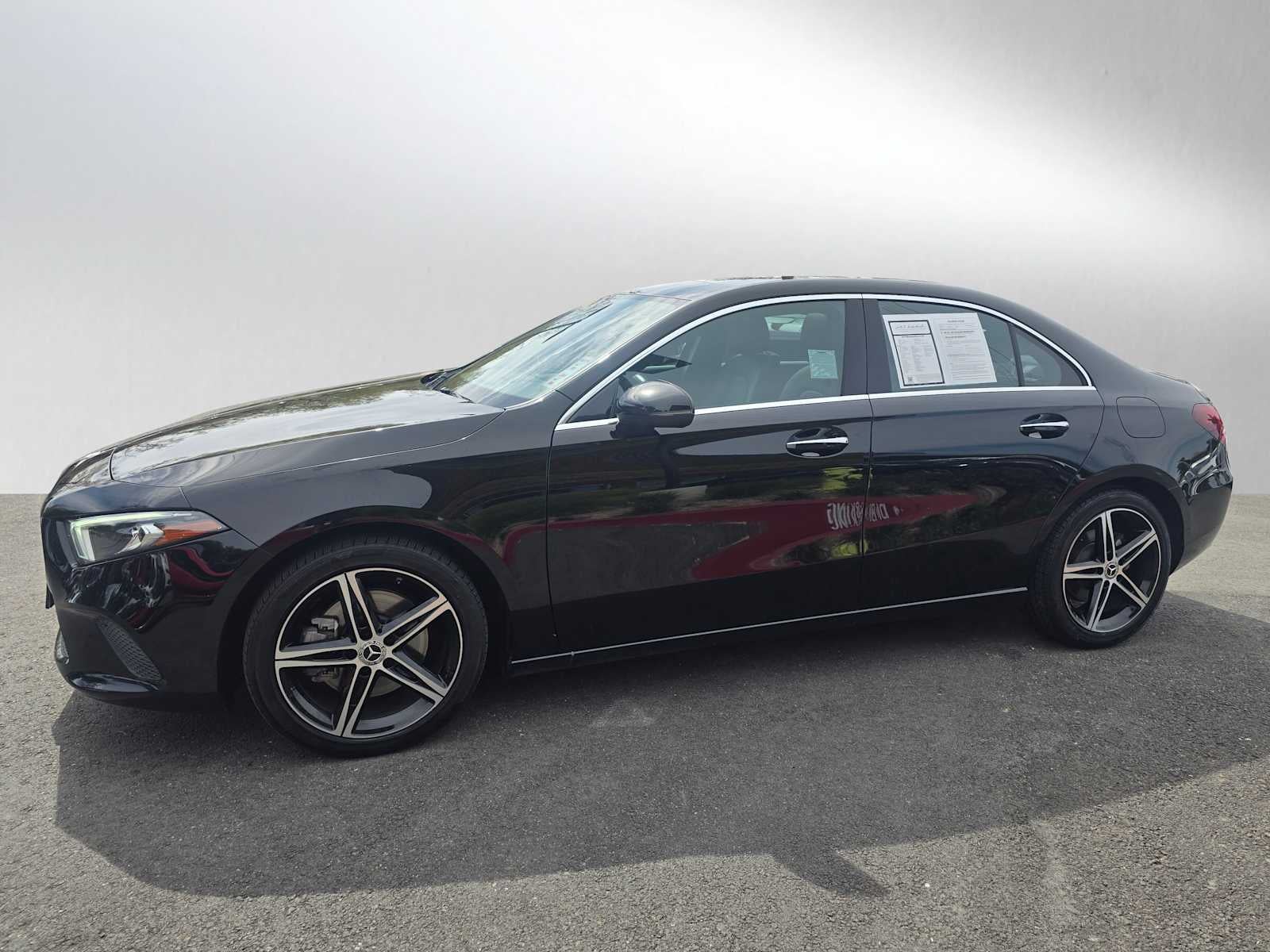 2022 Mercedes-Benz A 220 4MATIC® Sedan