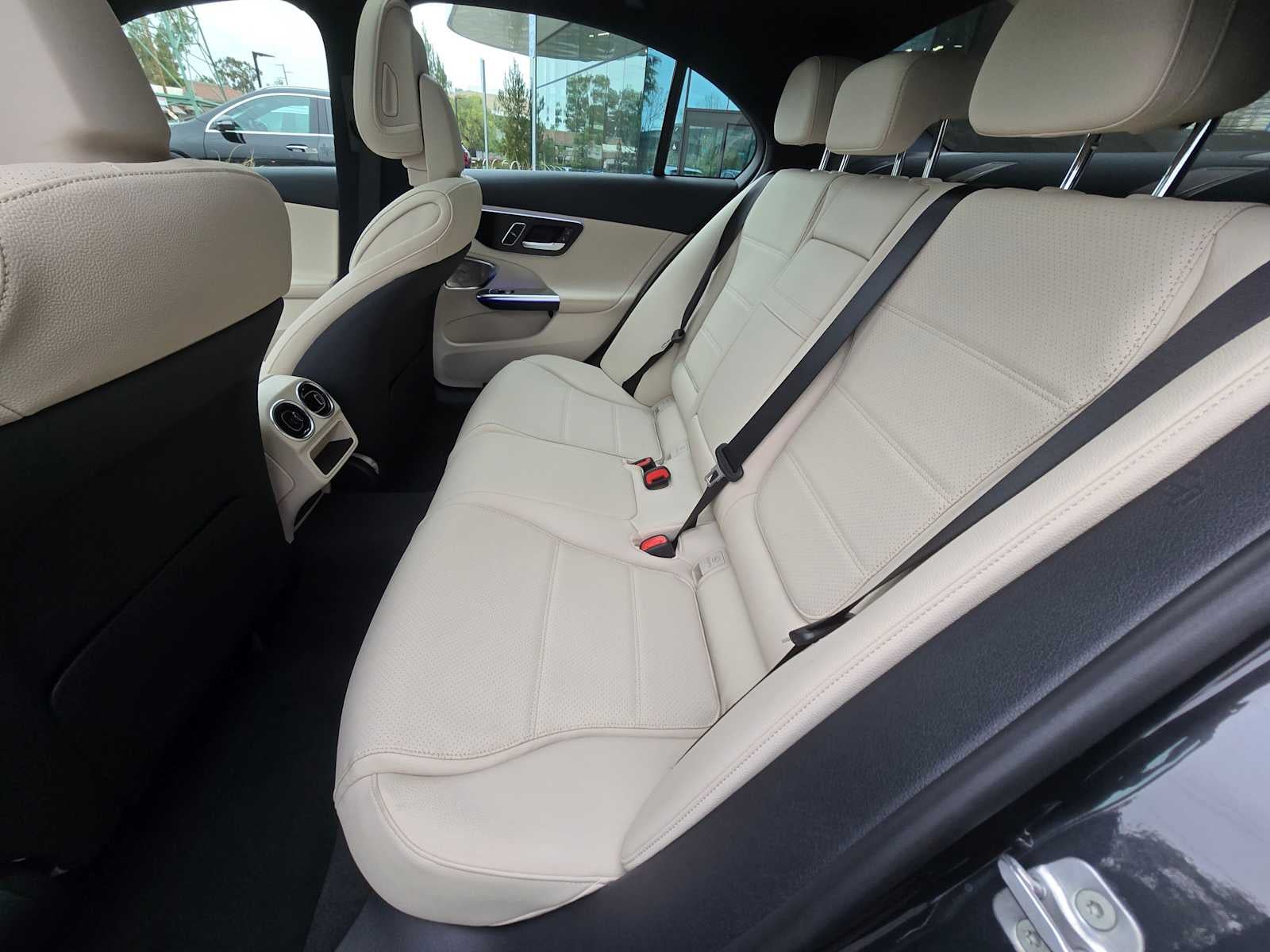 2025 Mercedes-Benz C 300 4MATIC® Sedan