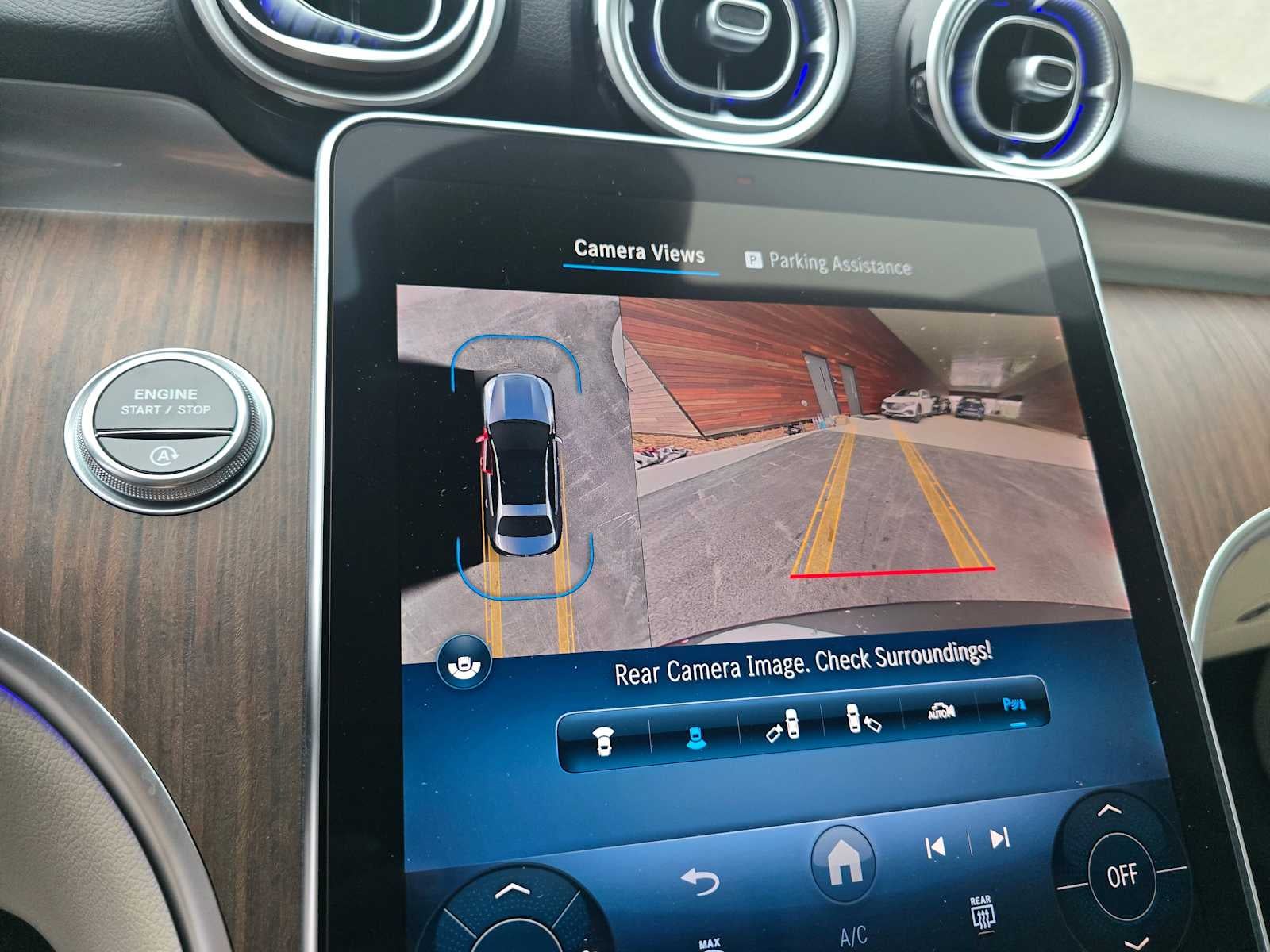 2025 Mercedes-Benz C 300 4MATIC® Sedan