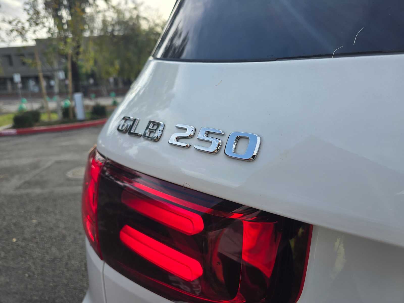 2025 Mercedes-Benz GLB GLB 250