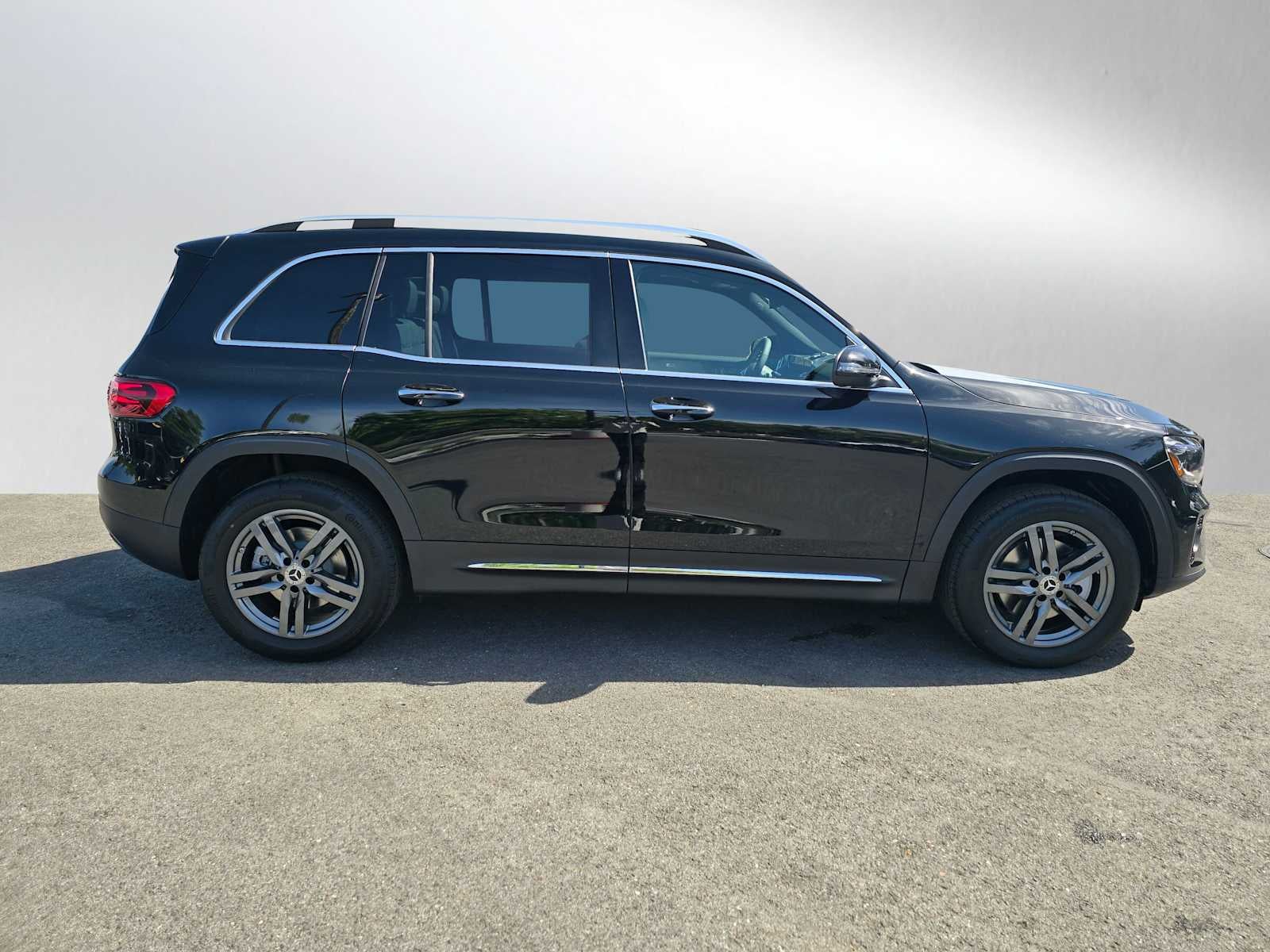 2026 Mercedes-Benz GLB 250 SUV