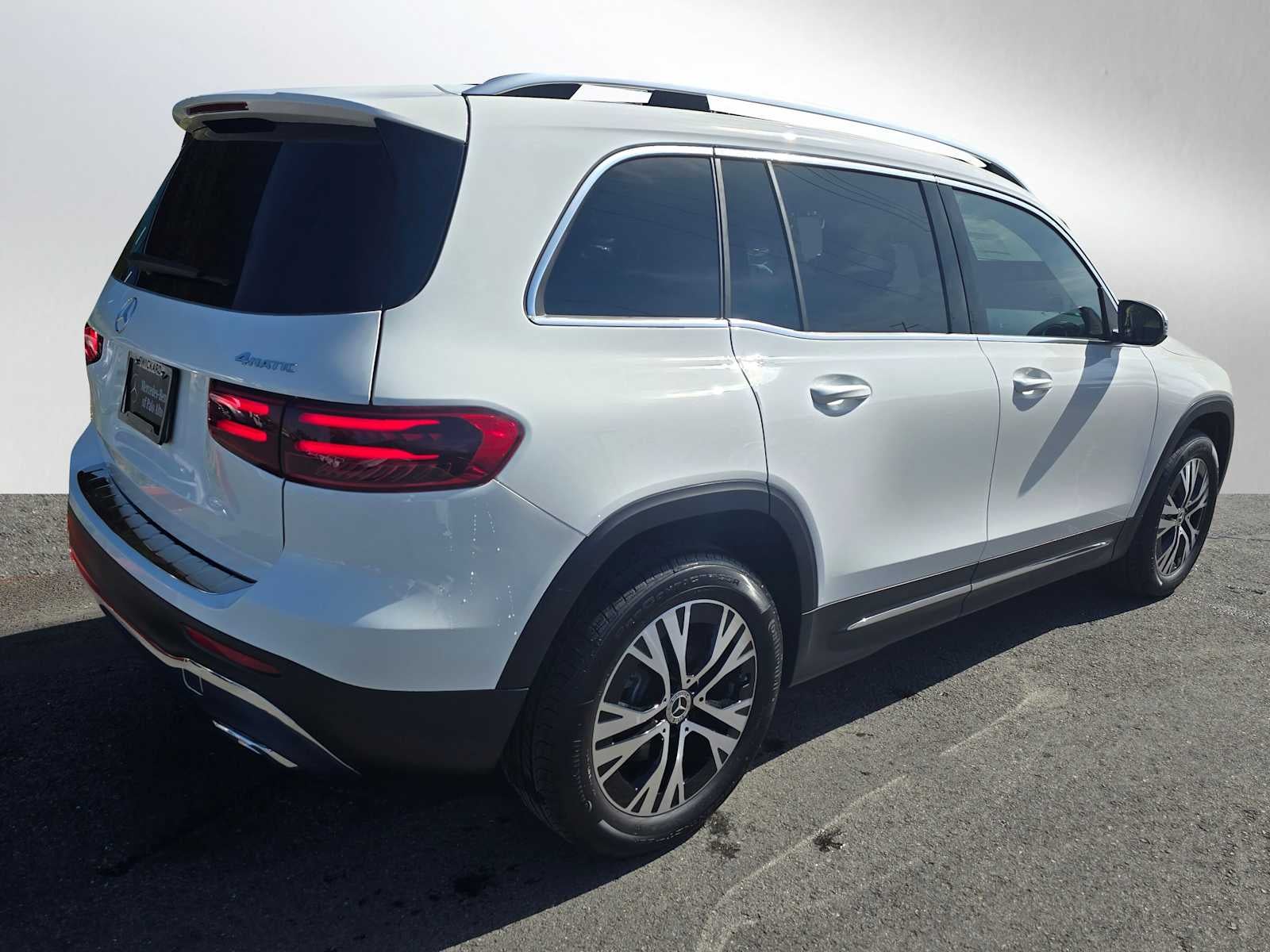 2026 Mercedes-Benz GLB 250 4MATIC® SUV