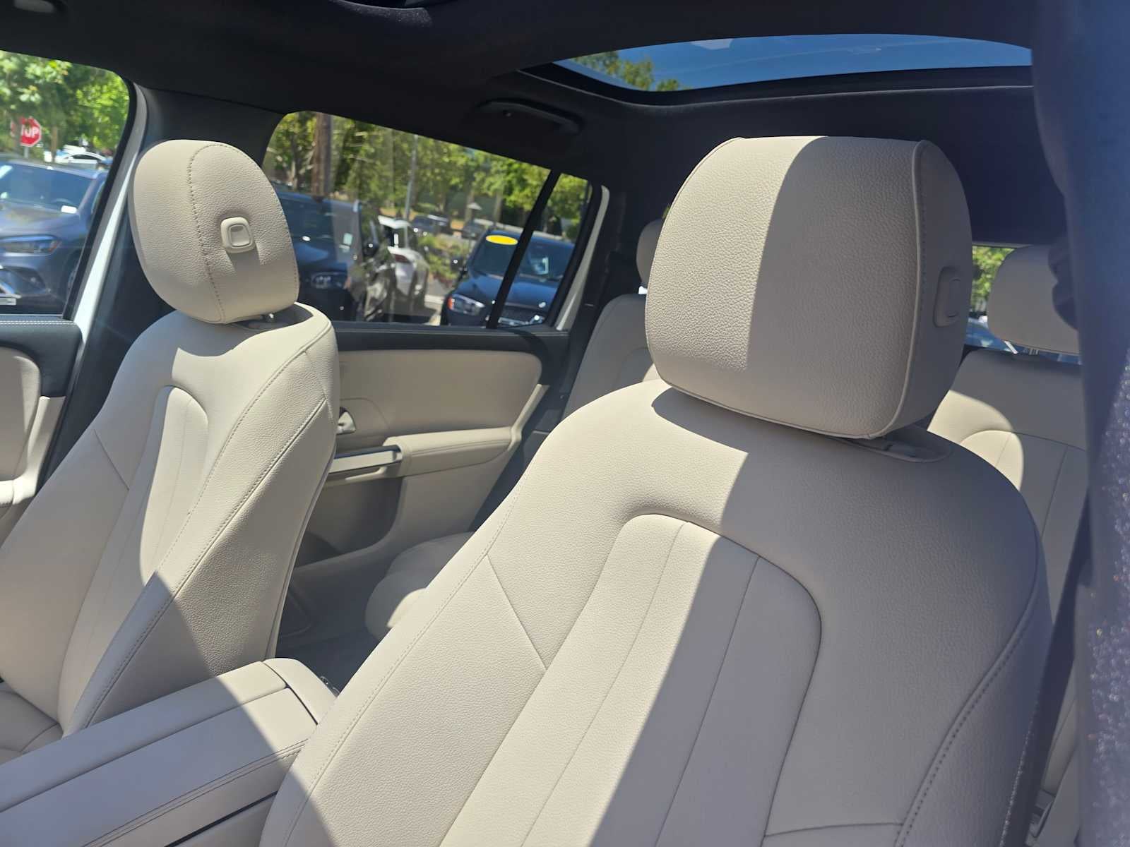 2026 Mercedes-Benz GLB 250 4MATIC® SUV