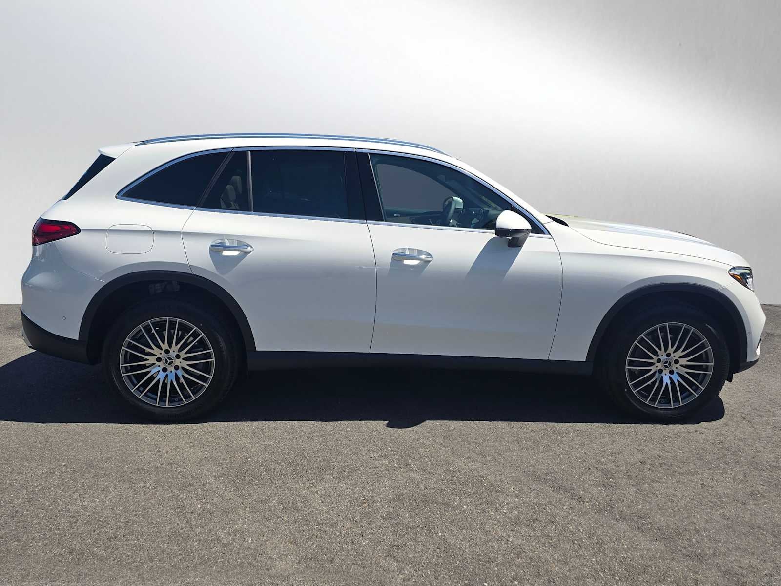 2026 Mercedes-Benz GLC 300 SUV