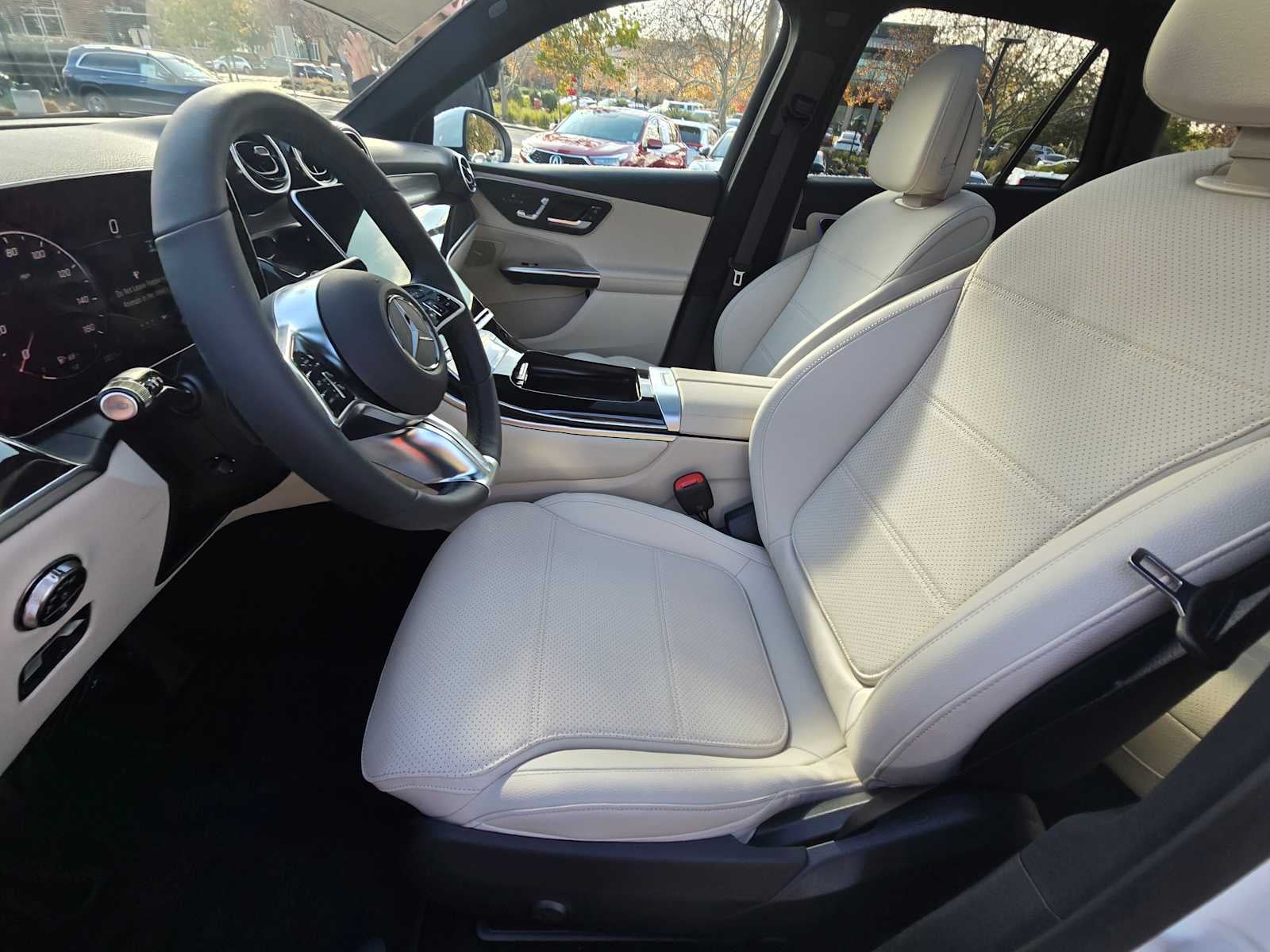2026 Mercedes-Benz GLC 300 4MATIC® SUV