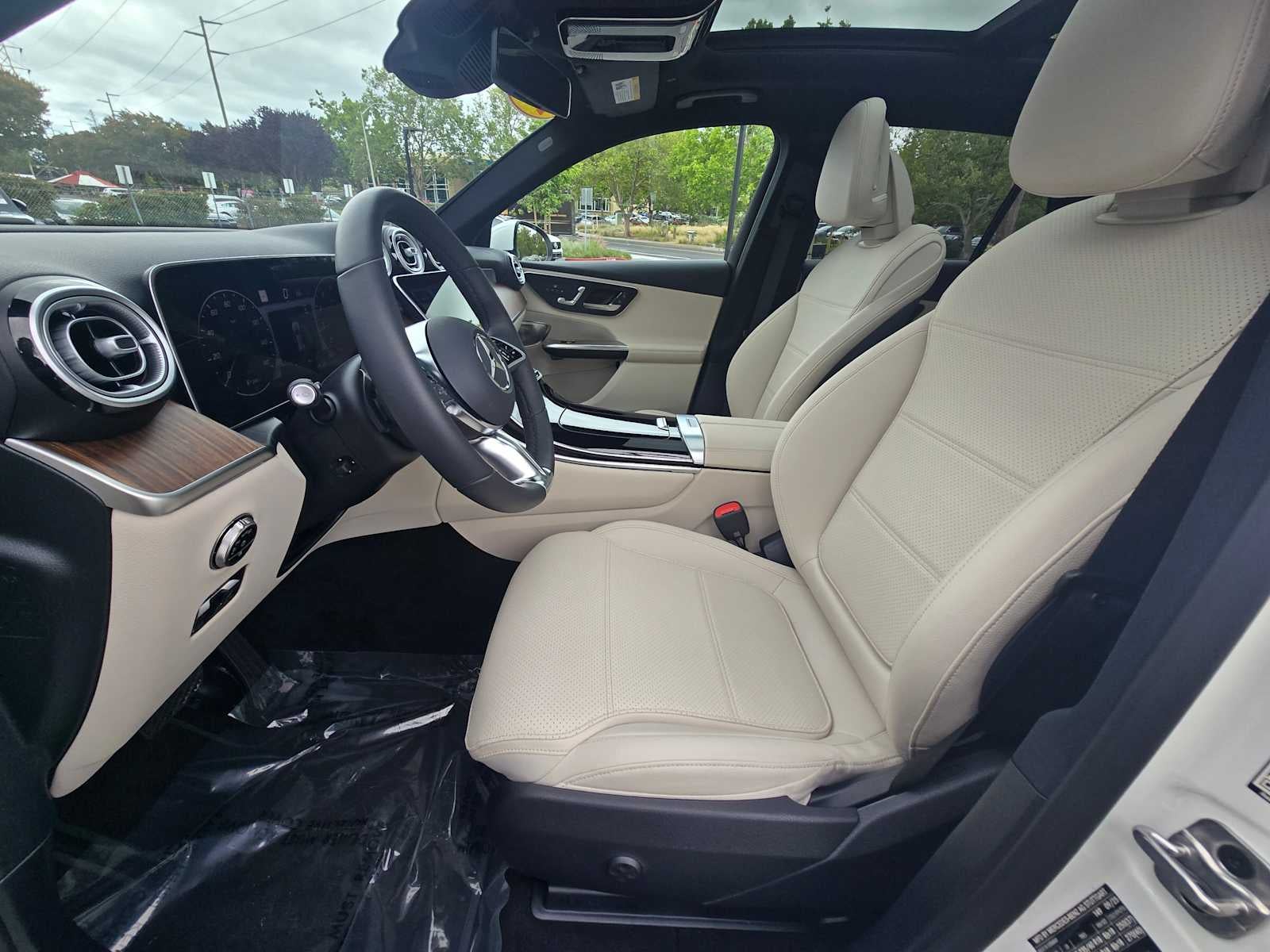 2026 Mercedes-Benz GLC 300 4MATIC® SUV