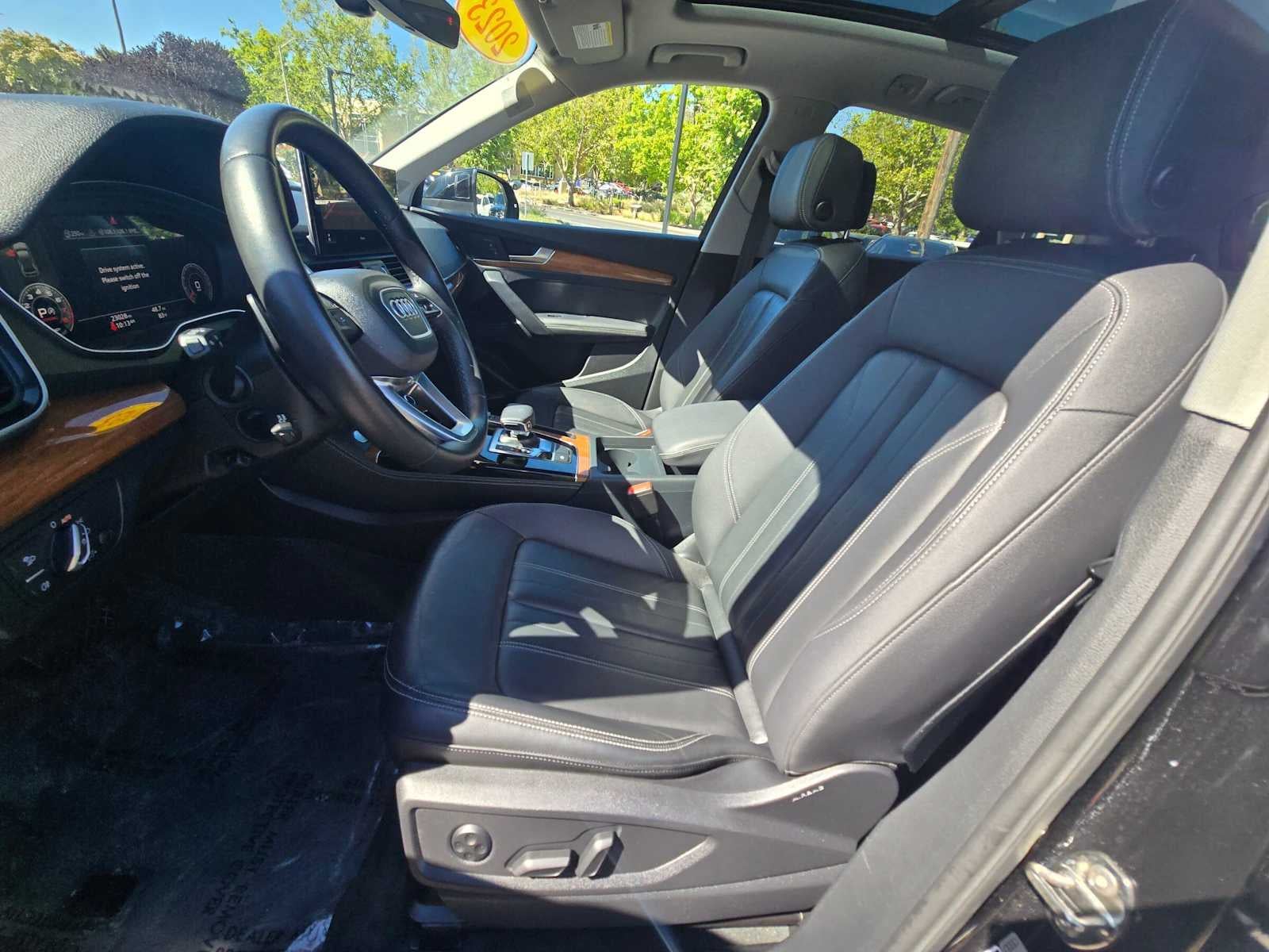 2023 Audi Q5 S line Premium Plus
