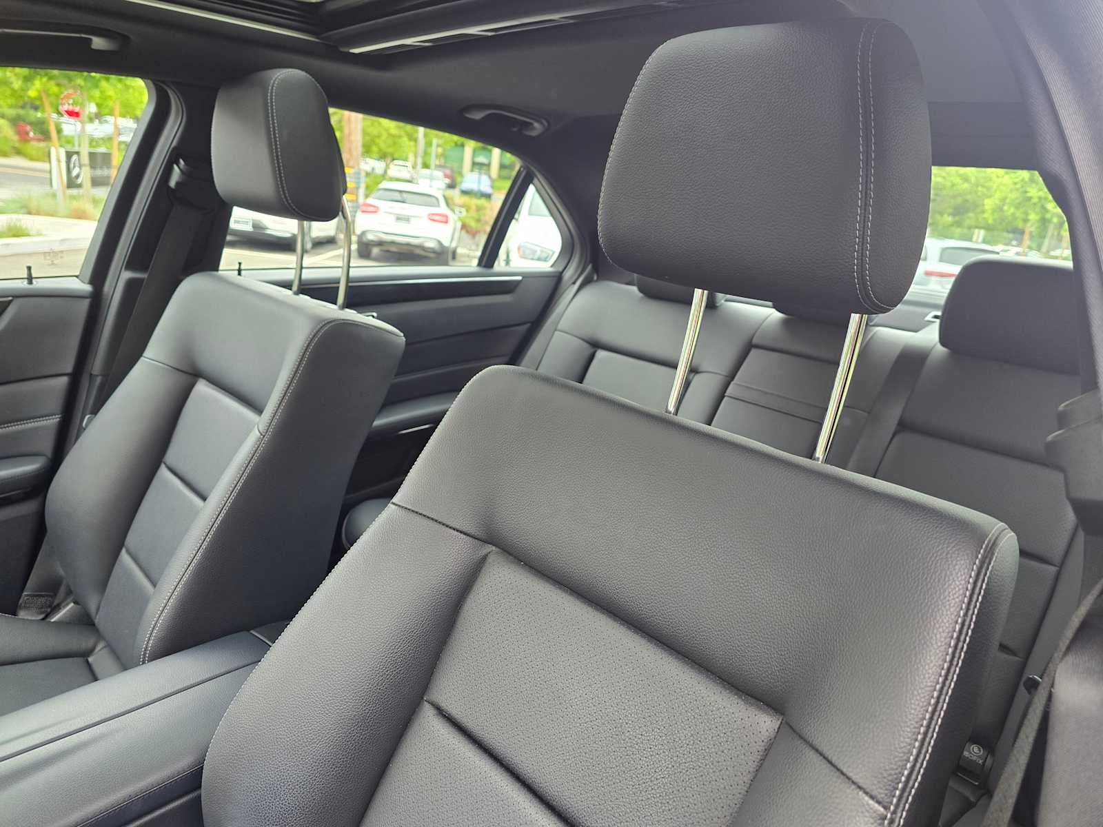 2014 Mercedes-Benz E 350 4dr Sdn RWD