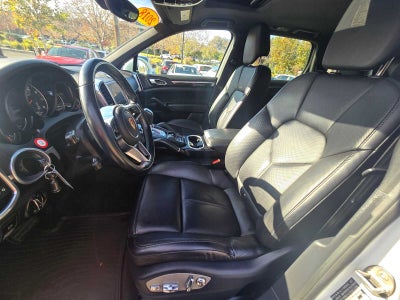 2018 Porsche Cayenne Platinum Edition