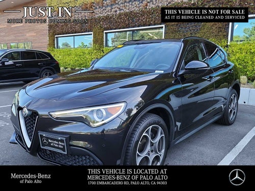 2018 Alfa Romeo Stelvio Sport