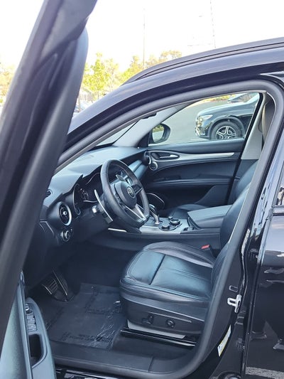 2018 Alfa Romeo Stelvio Sport