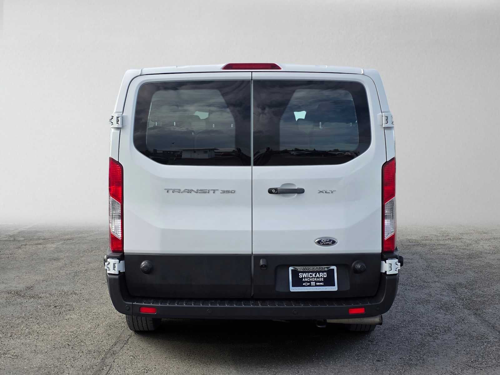 2024 Ford Transit Passenger Wagon XLT